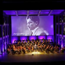Celebra UdeG centenario de su refundación con homenaje a sus figuras destacadas
