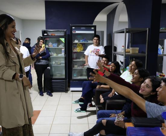 Rectora del CUNorte visita la Casa del Estudiante y refrenda compromiso con la permanencia universitaria