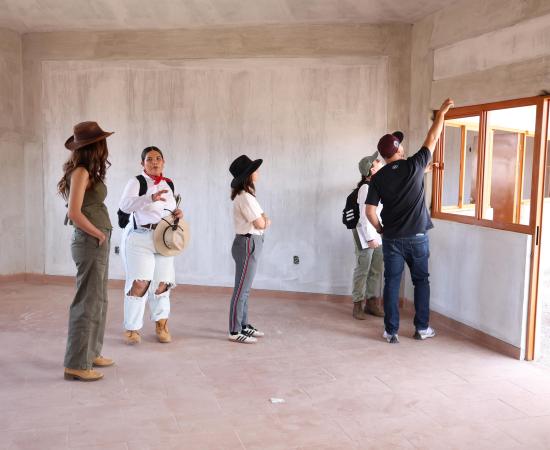 Compromiso y acompañamiento cercano fortalecen la atención a estudiantes wixaritari en la sede Tuxpan de Bolaños