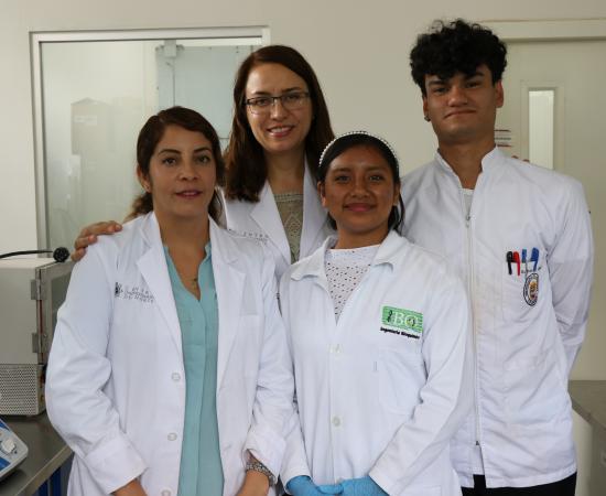 Estudiantes de Colombia y México Realizan su Verano de Investigación en CUNorte