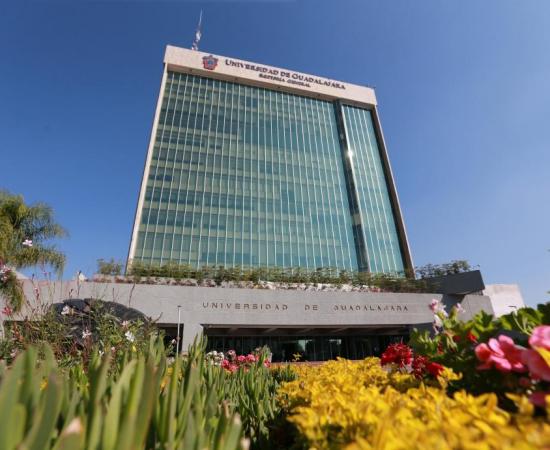 UdeG, la universidad pública estatal mejor evaluada en el Times Higher Education Ranking 2024