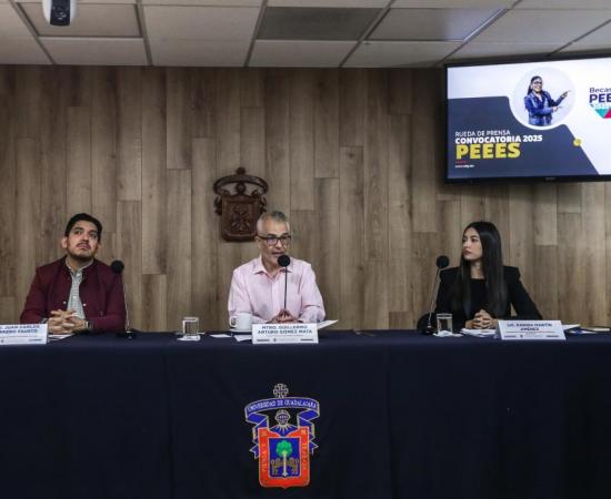Abren convocatoria 2025 para estímulos económicos a estudiantes sobresalientes