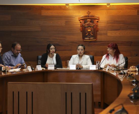 Fomentan el pensamiento crítico entre universitarios de nuevo ingreso