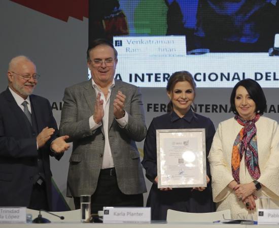 La FIL inicia con un llamado a cuidar a los libros y los espacios de fomento a la lectura de discursos intolerantes