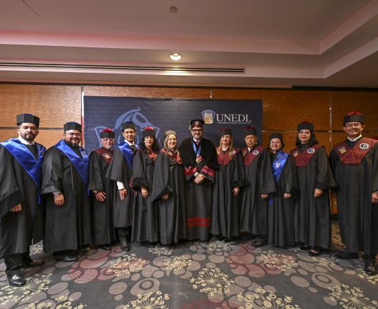 Otorga UNEDL doctorado “Honoris causa” a Ricardo Villanueva