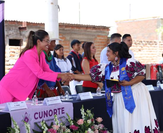 Primera generación de Educación Indígena del CUNorte abre camino para la educación superior en Tuxpan de Bolaños
