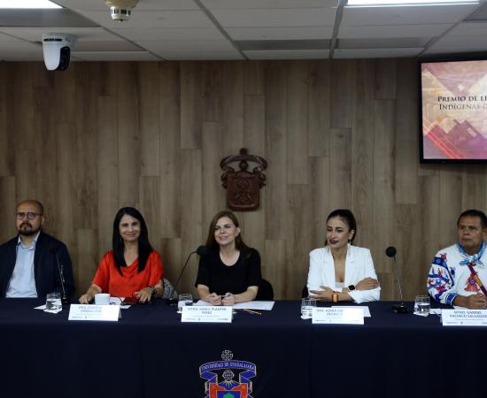 Victoria Díaz gana el Premio de Literaturas Indígenas de América (PLIA) 2025