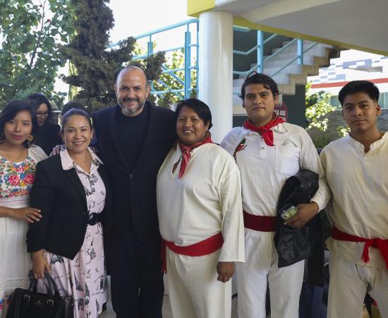 Diseñan política lingüística con estudiantes de pueblos originarios