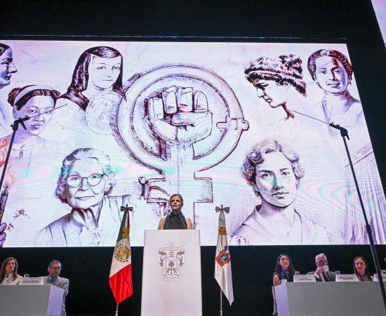 Por una universidad más igualitaria e incluyente: Karla Planter toma protesta como primera Rectora General de la UdeG